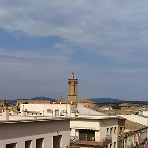 https://casa-centrica-a-la-bisbal-amb-parquing.topcostabravahotels.com